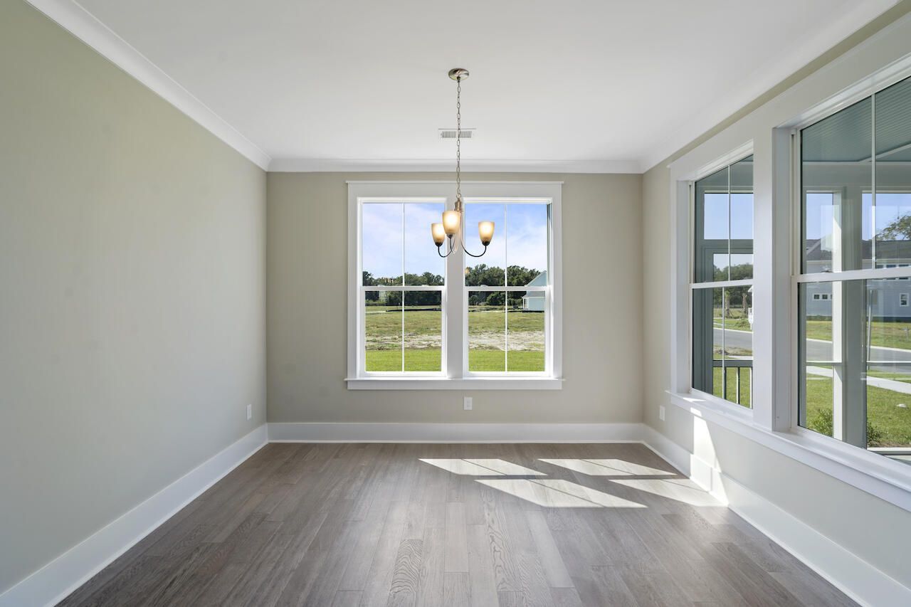 2031 Riverbend Drive Photo 16