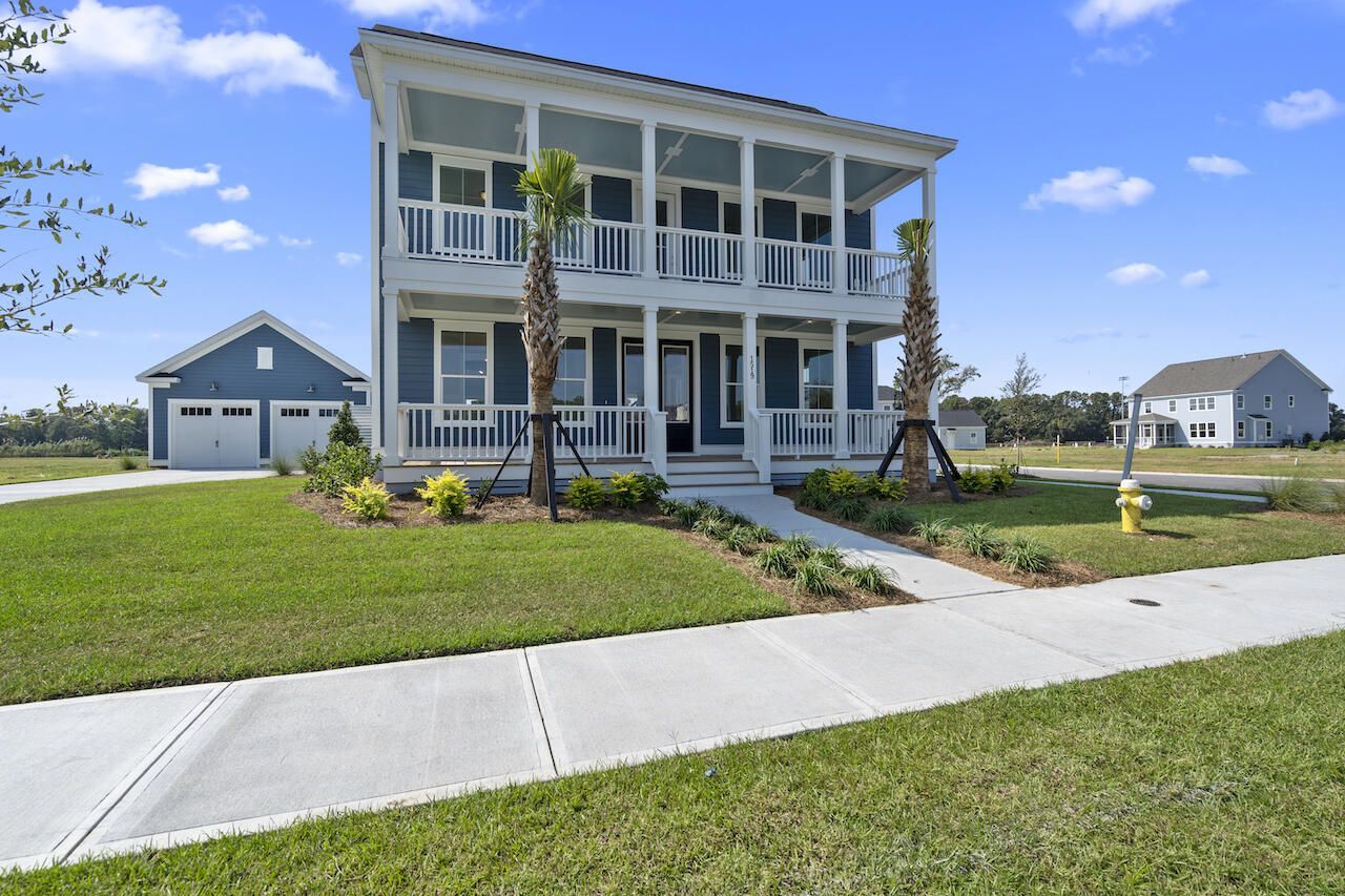 2031 Riverbend Drive Photo 3