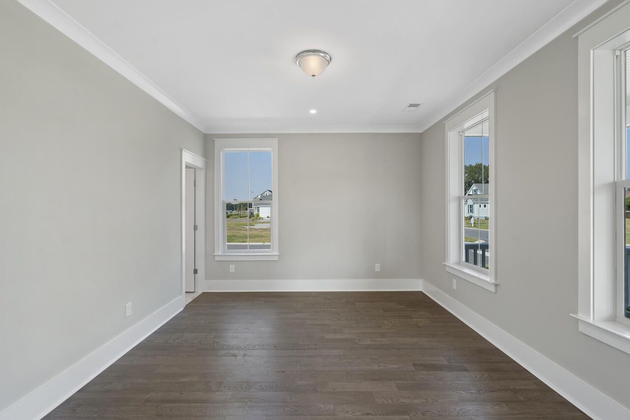 2031 Riverbend Drive Photo 7