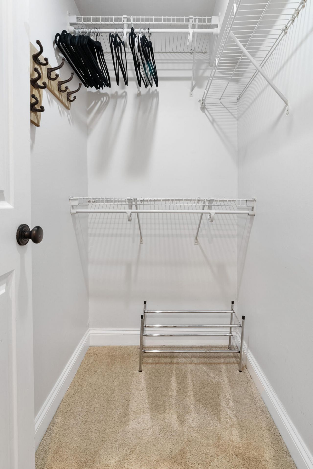 377 King Street Photo 17