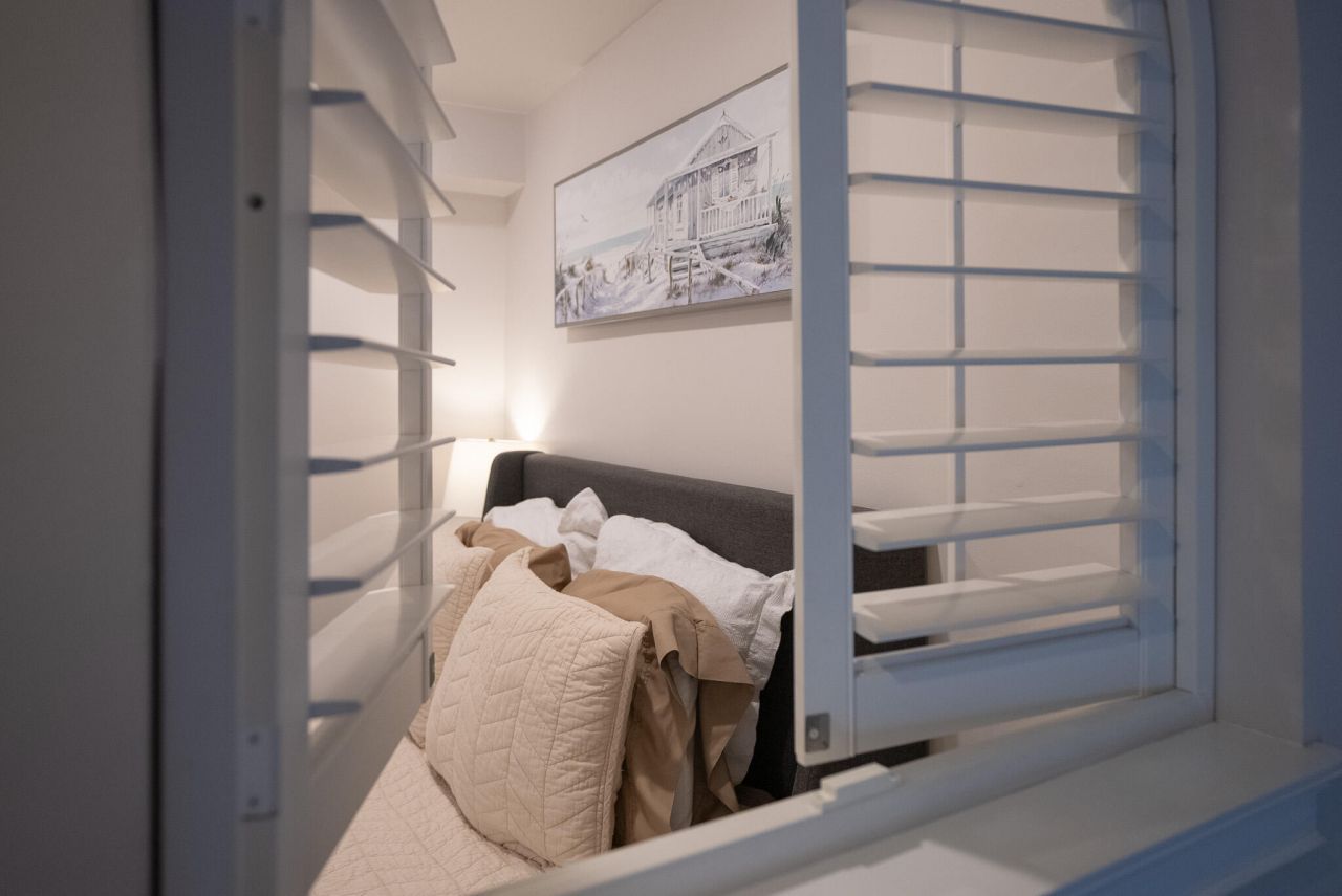 377 King Street Photo 24