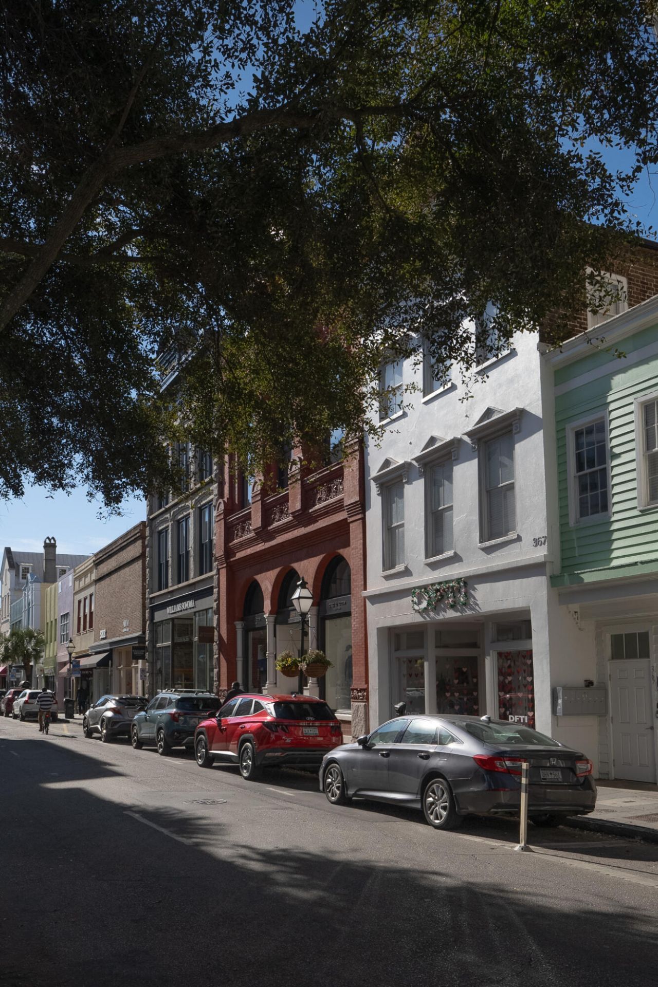 377 King Street Photo 31