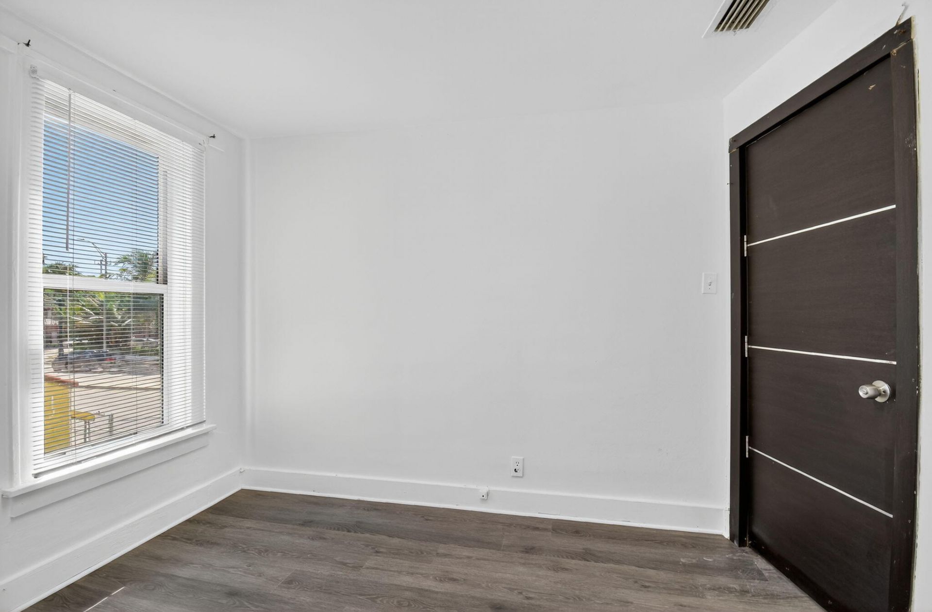 220 SW 16th Street, Dania Beach, FL 33004 Photo