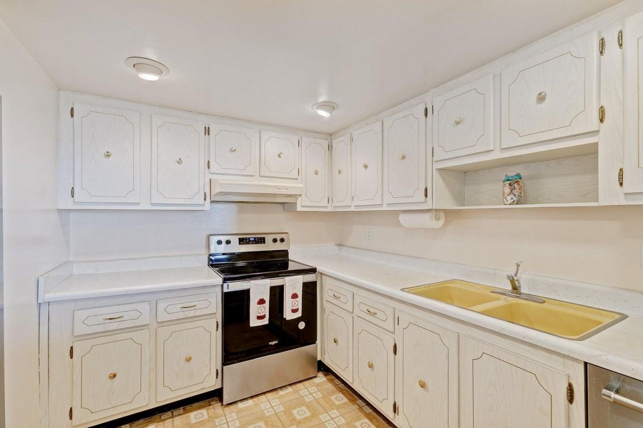 2800 N Ocean Drive, Unit B - 6d, Singer Island, FL 33404 Photo