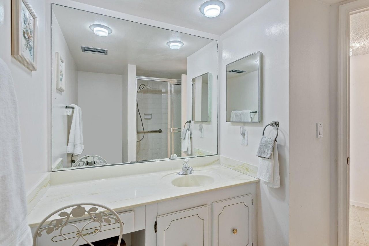 2800 N Ocean Drive, Unit B - 6d, Singer Island, FL 33404 Photo