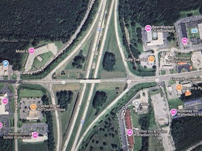 1262 Sniders Highway , Walterboro, SC 29488