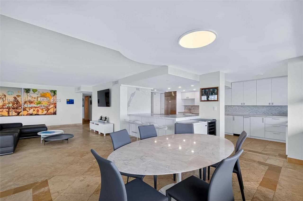 3 Grove Isle Dr, Unit C1802, Coconut Grove, FL 33133 Photo