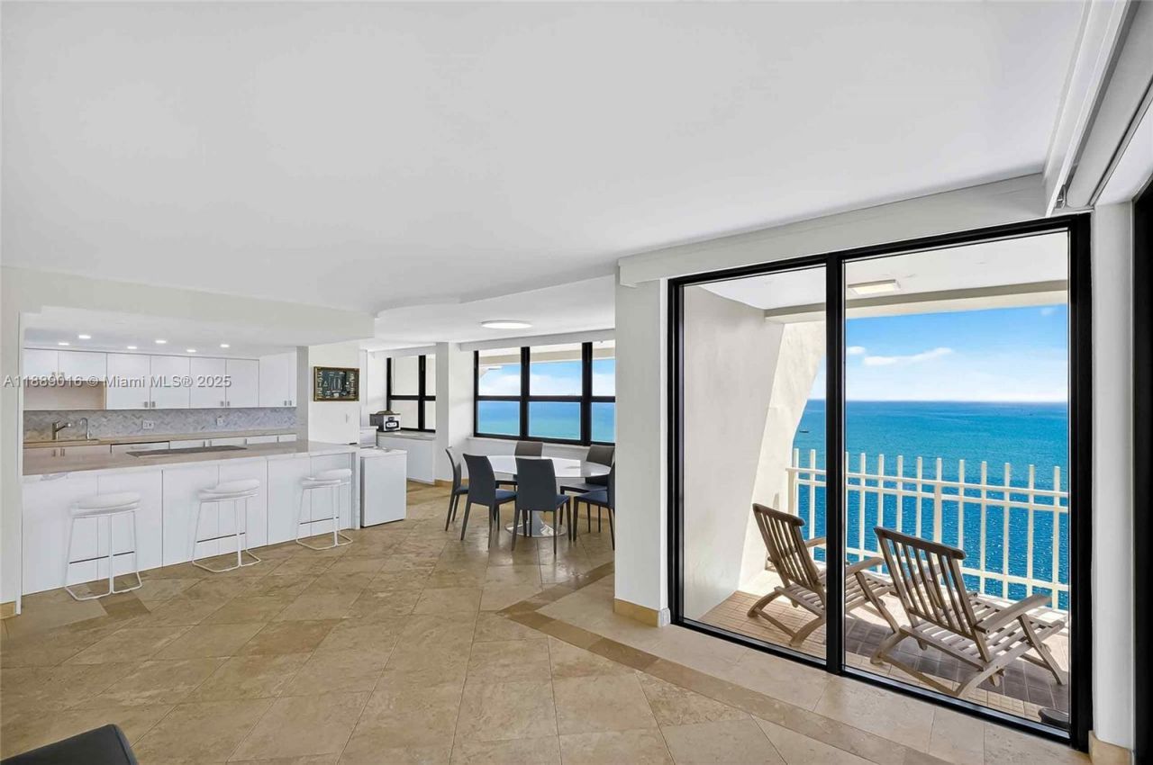 3 Grove Isle Dr, Unit C1802, Coconut Grove, FL 33133 Photo