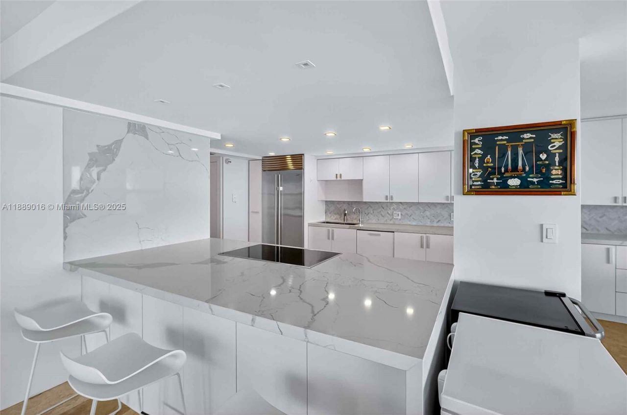 3 Grove Isle Dr, Unit C1802, Coconut Grove, FL 33133 Photo