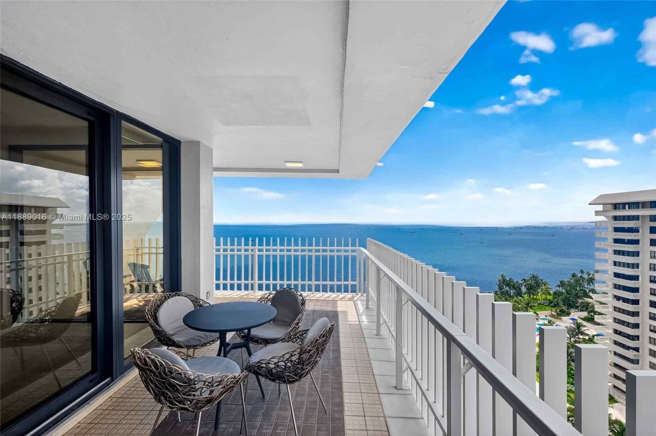 3 Grove Isle Dr, Unit C1802, Coconut Grove, FL 33133 Photo