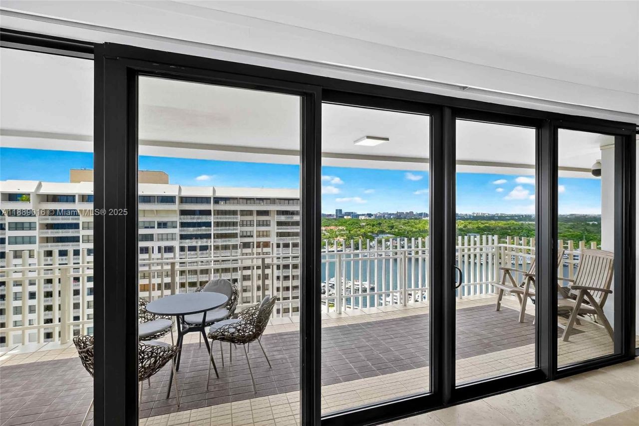 3 Grove Isle Dr, Unit C1802, Coconut Grove, FL 33133 Photo