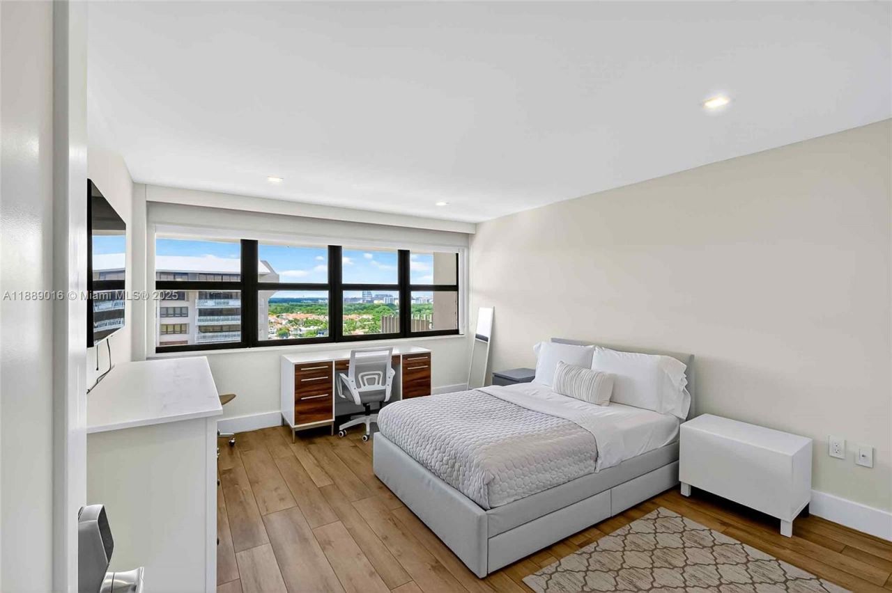 3 Grove Isle Dr, Unit C1802, Coconut Grove, FL 33133 Photo