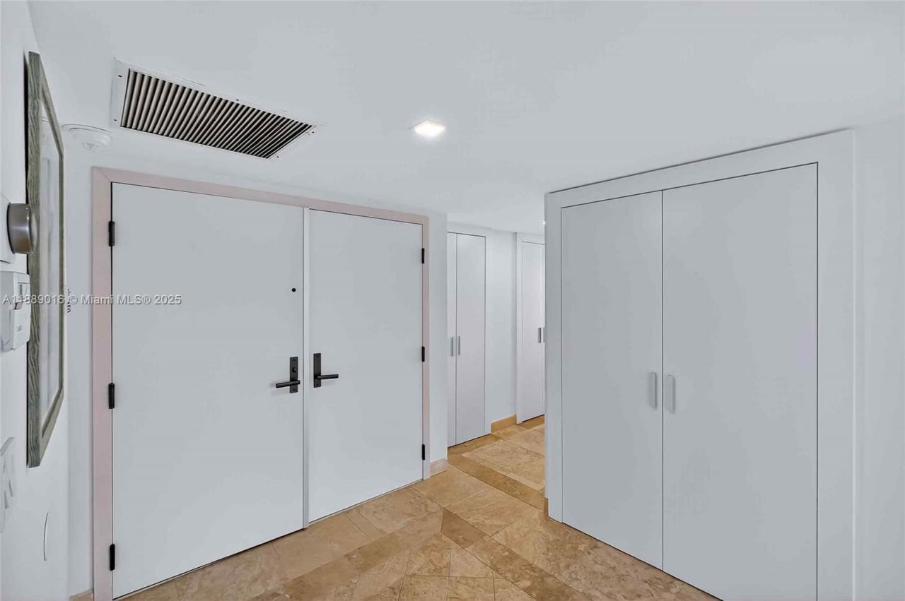 3 Grove Isle Dr, Unit C1802, Coconut Grove, FL 33133 Photo