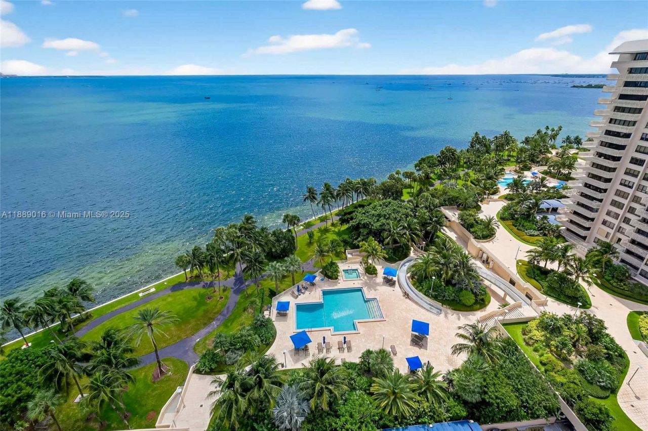 3 Grove Isle Dr, Unit C1802, Coconut Grove, FL 33133 Photo