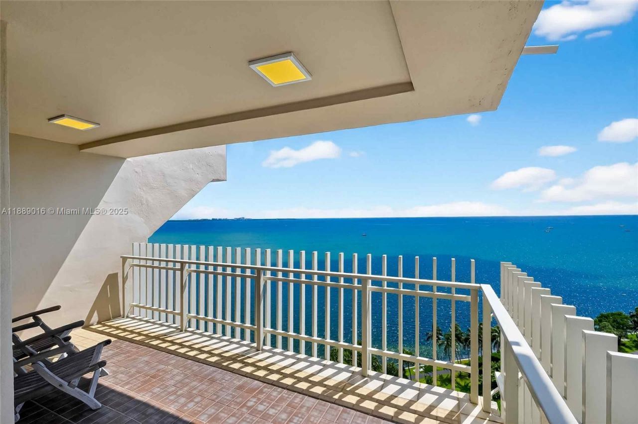 3 Grove Isle Dr, Unit C1802, Coconut Grove, FL 33133 Photo