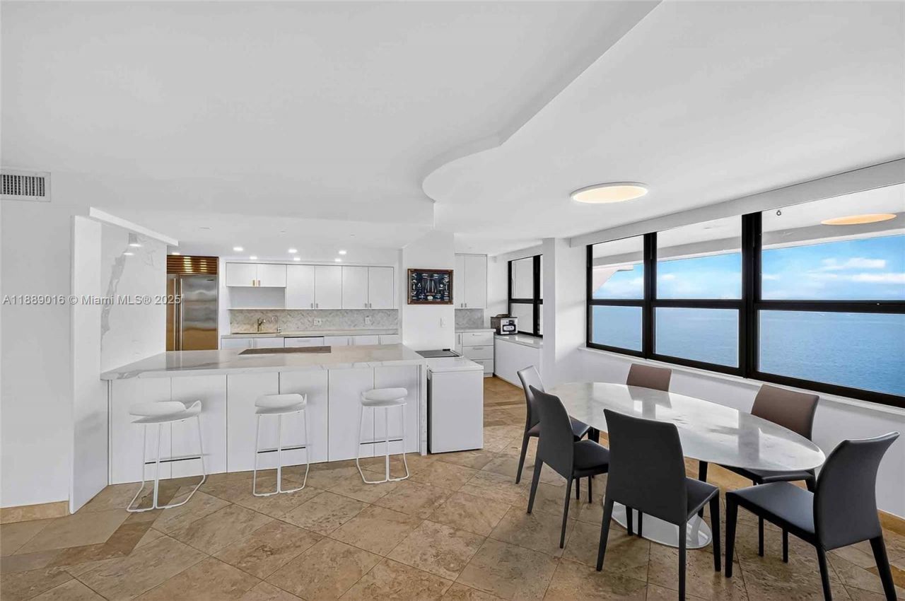 3 Grove Isle Dr, Unit C1802, Coconut Grove, FL 33133 Photo