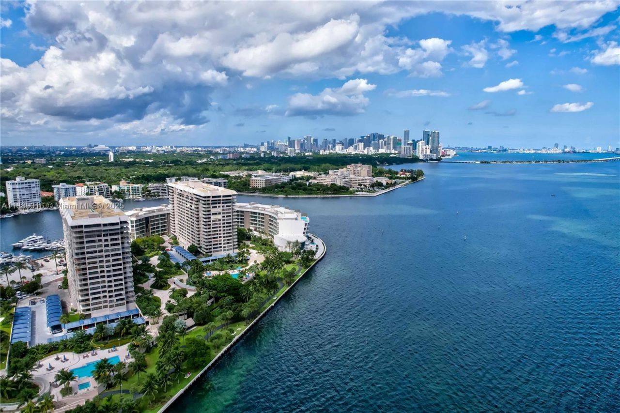 3 Grove Isle Dr, Unit C1802, Coconut Grove, FL 33133 Photo