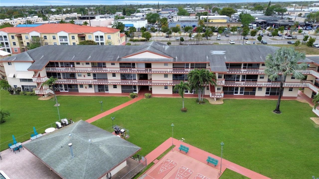 5300 Washington St, Unit O224, Hollywood, FL 33021 Photo