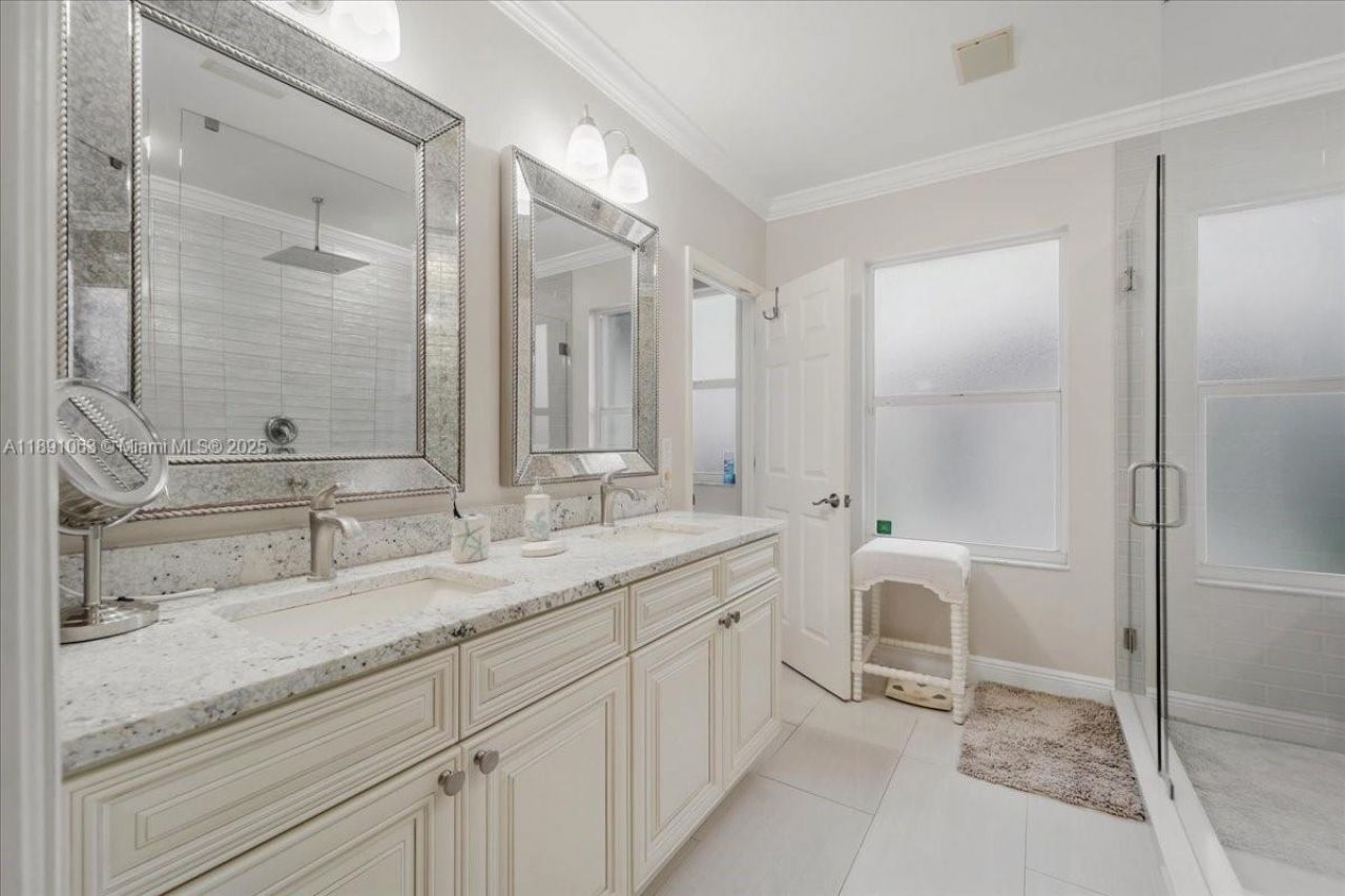 4213 NW 28th St, Cape Coral, FL 33993 Photo