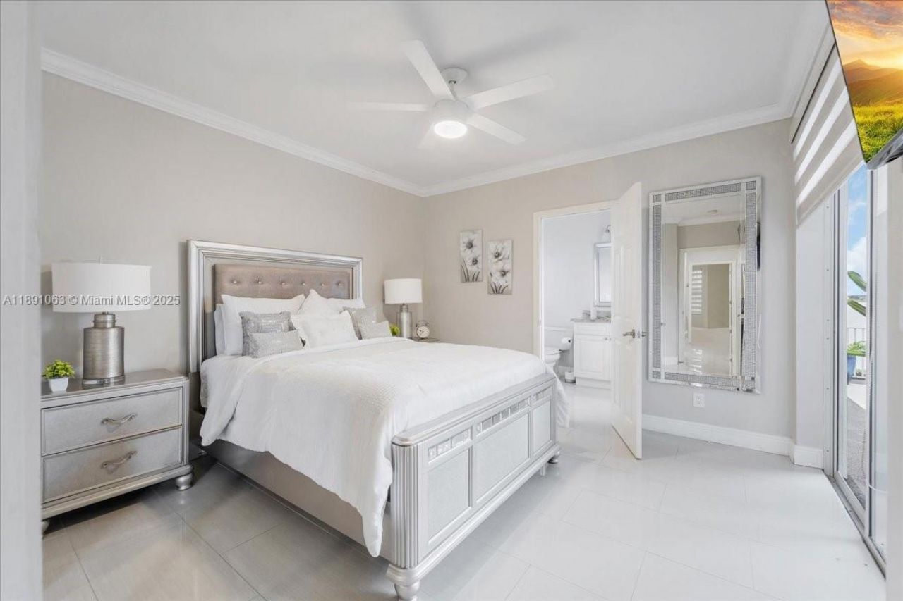 4213 NW 28th St, Cape Coral, FL 33993 Photo