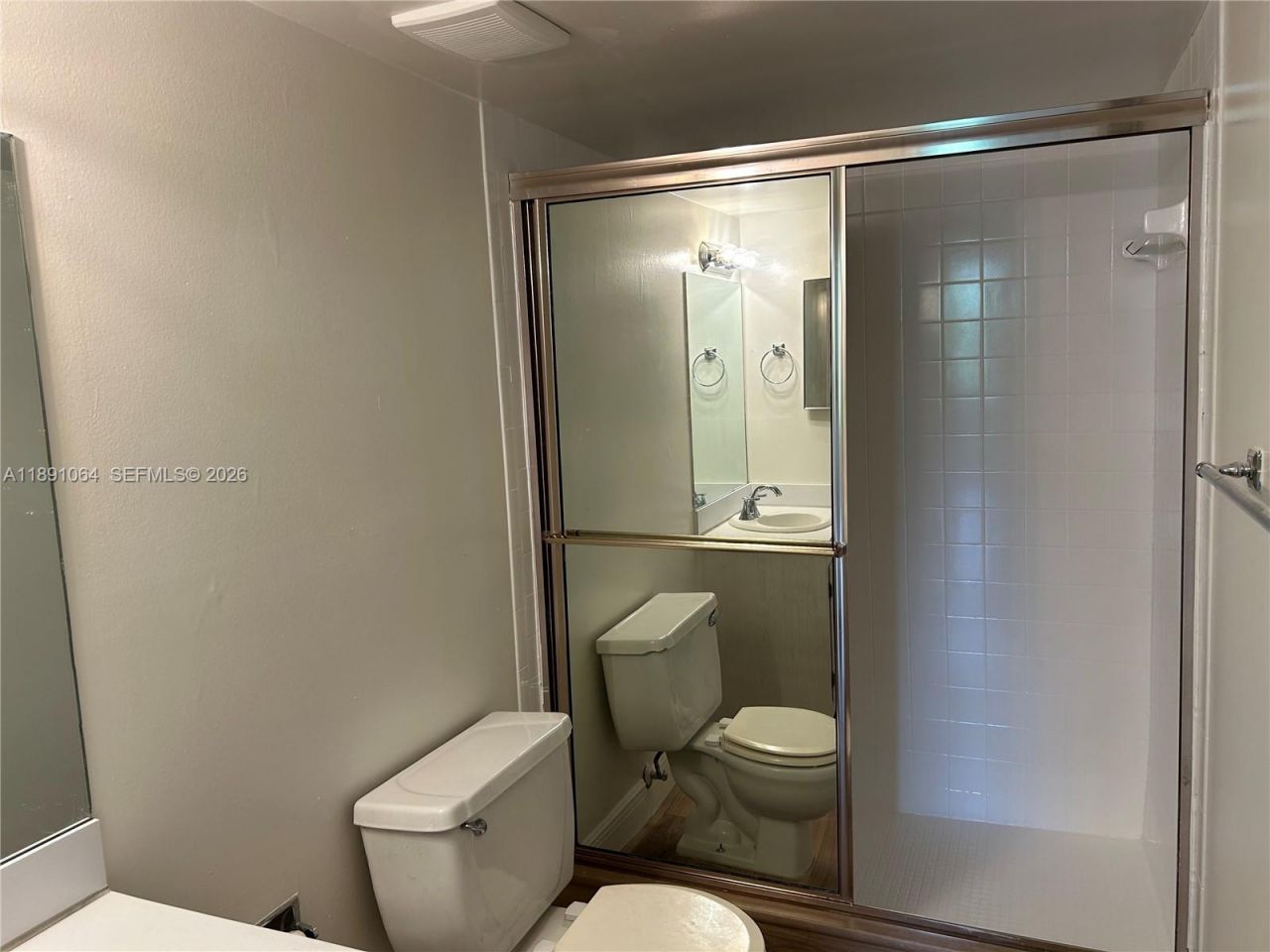 9430 Live Oak Pl, Unit 404, Davie, FL 33324 Photo