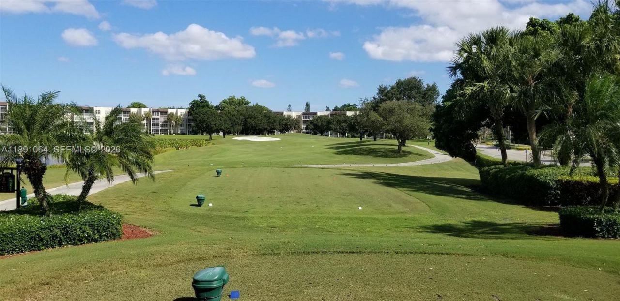 9430 Live Oak Pl, Unit 404, Davie, FL 33324 Photo