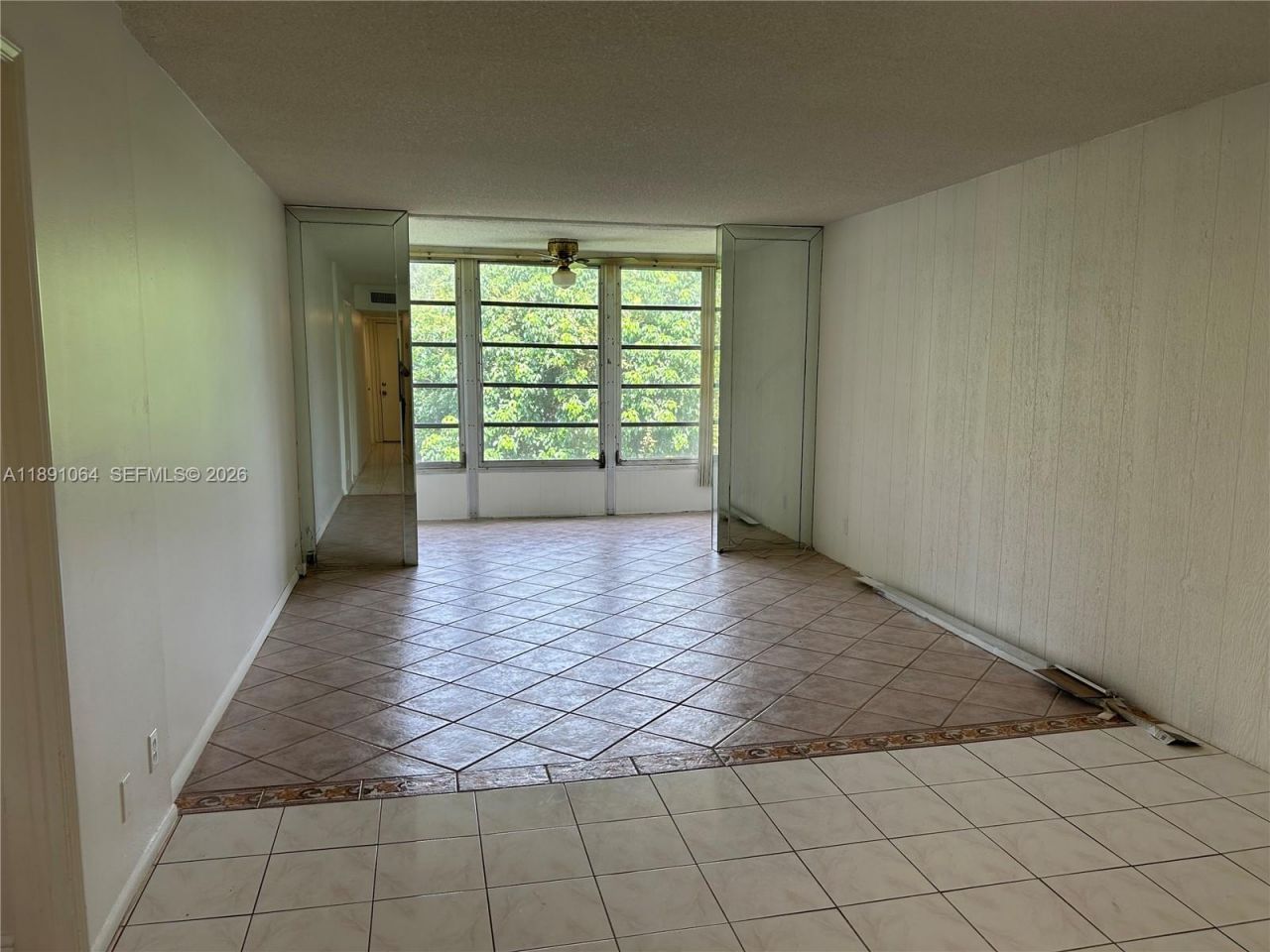 9430 Live Oak Pl, Unit 404, Davie, FL 33324 Photo