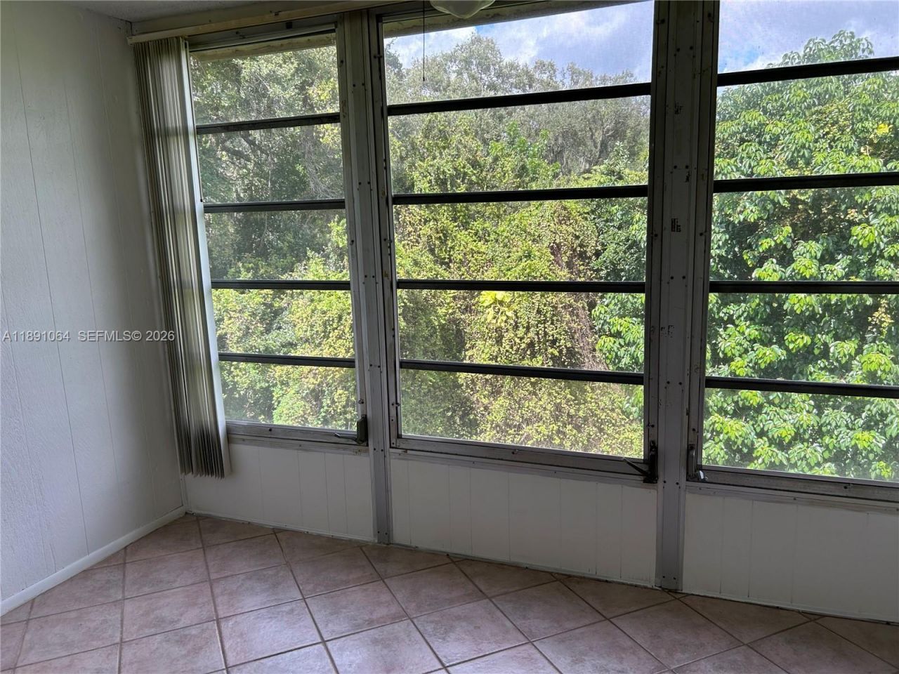 9430 Live Oak Pl, Unit 404, Davie, FL 33324 Photo