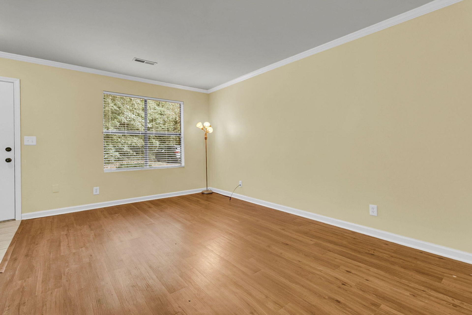 6239 Lucille Drive Drive Photo 12
