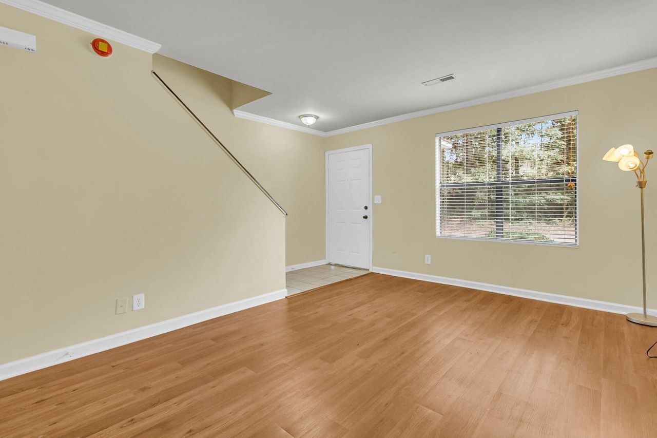 6239 Lucille Drive Drive Photo 12