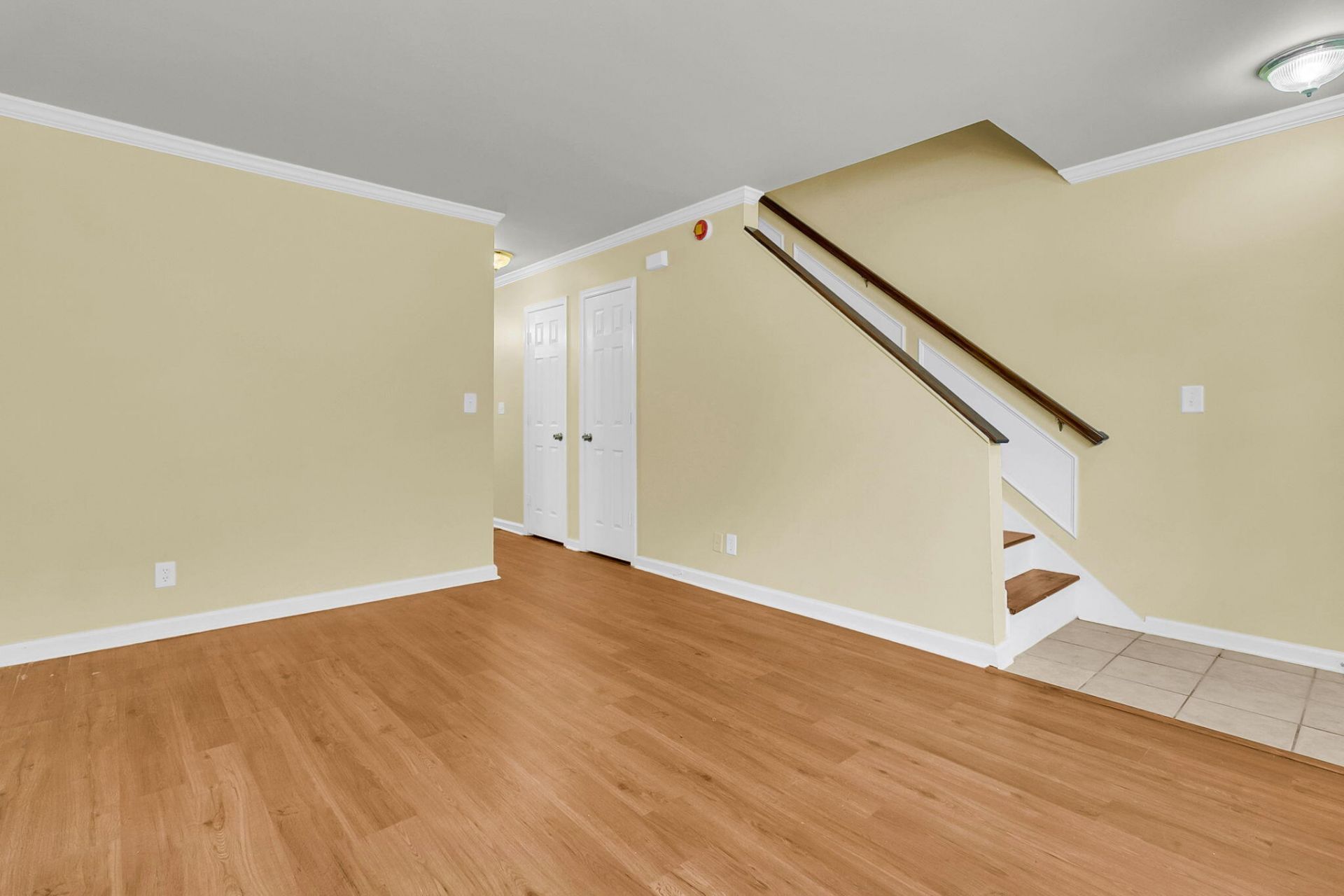 6239 Lucille Drive Drive Photo 17