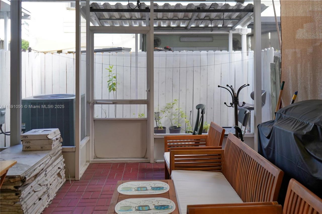 1195 NW 124th Ave, Unit 2202, Miami, FL 33182 Photo