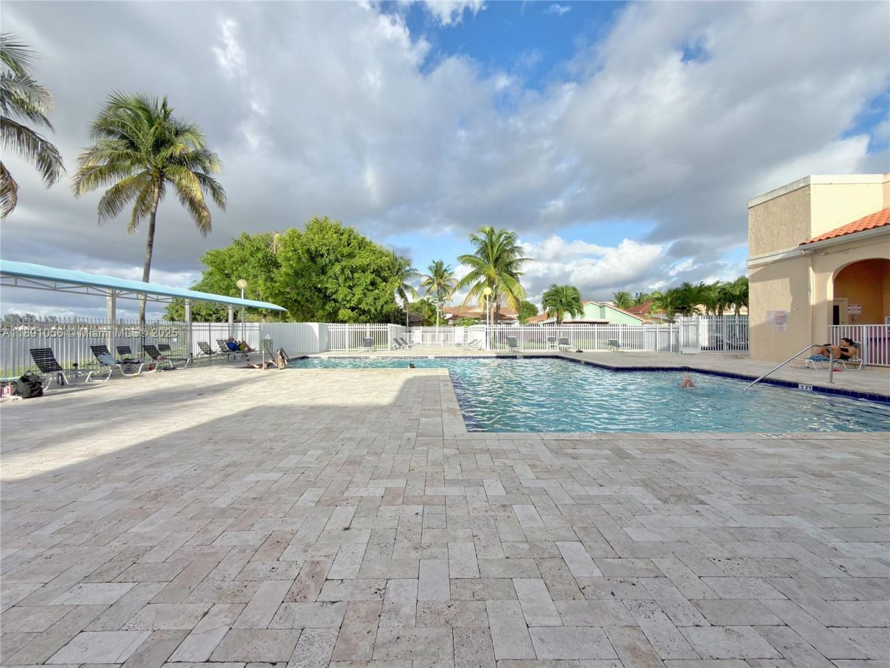 1195 NW 124th Ave, Unit 2202, Miami, FL 33182 Photo