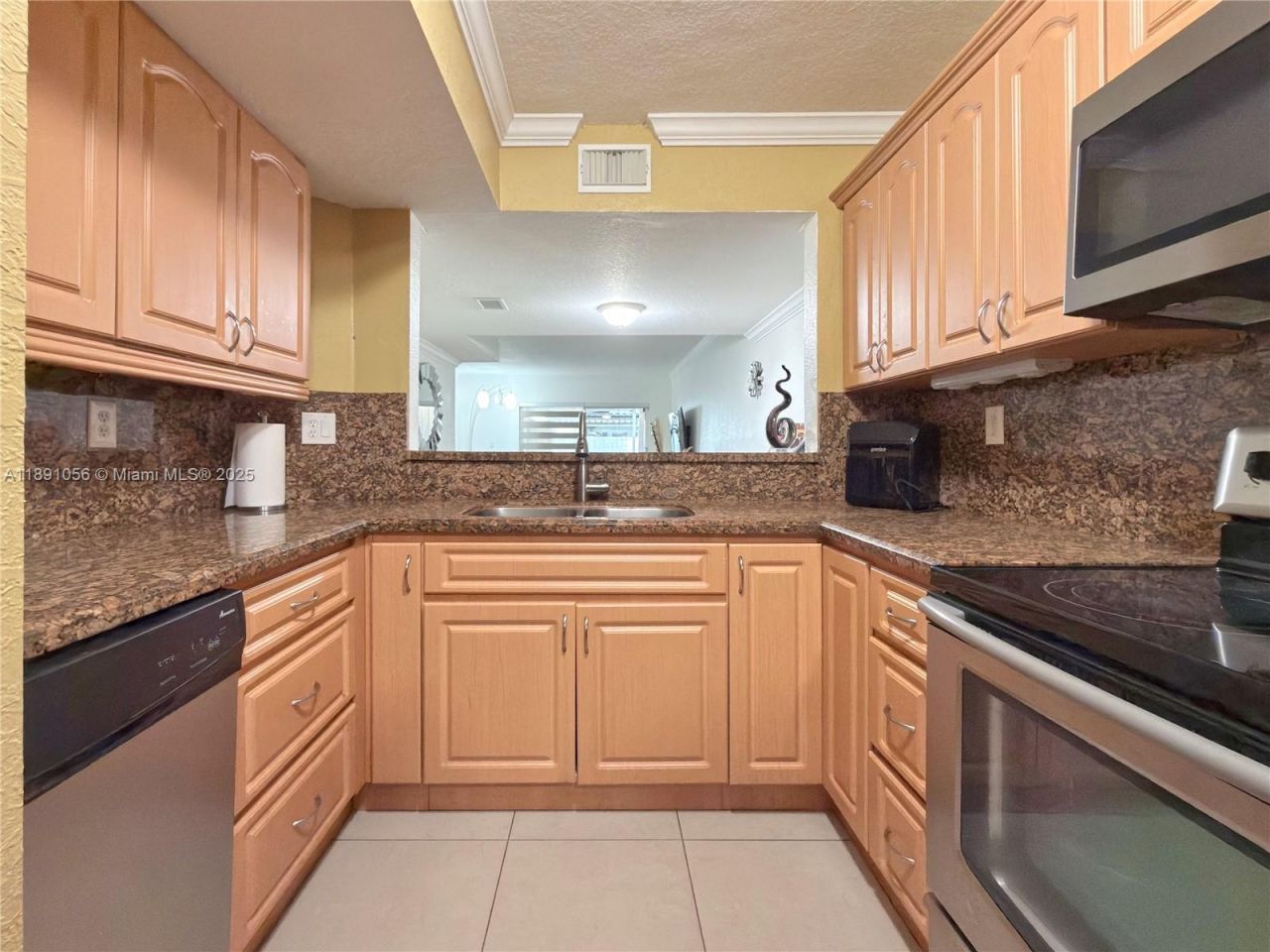 1195 NW 124th Ave, Unit 2202, Miami, FL 33182 Photo