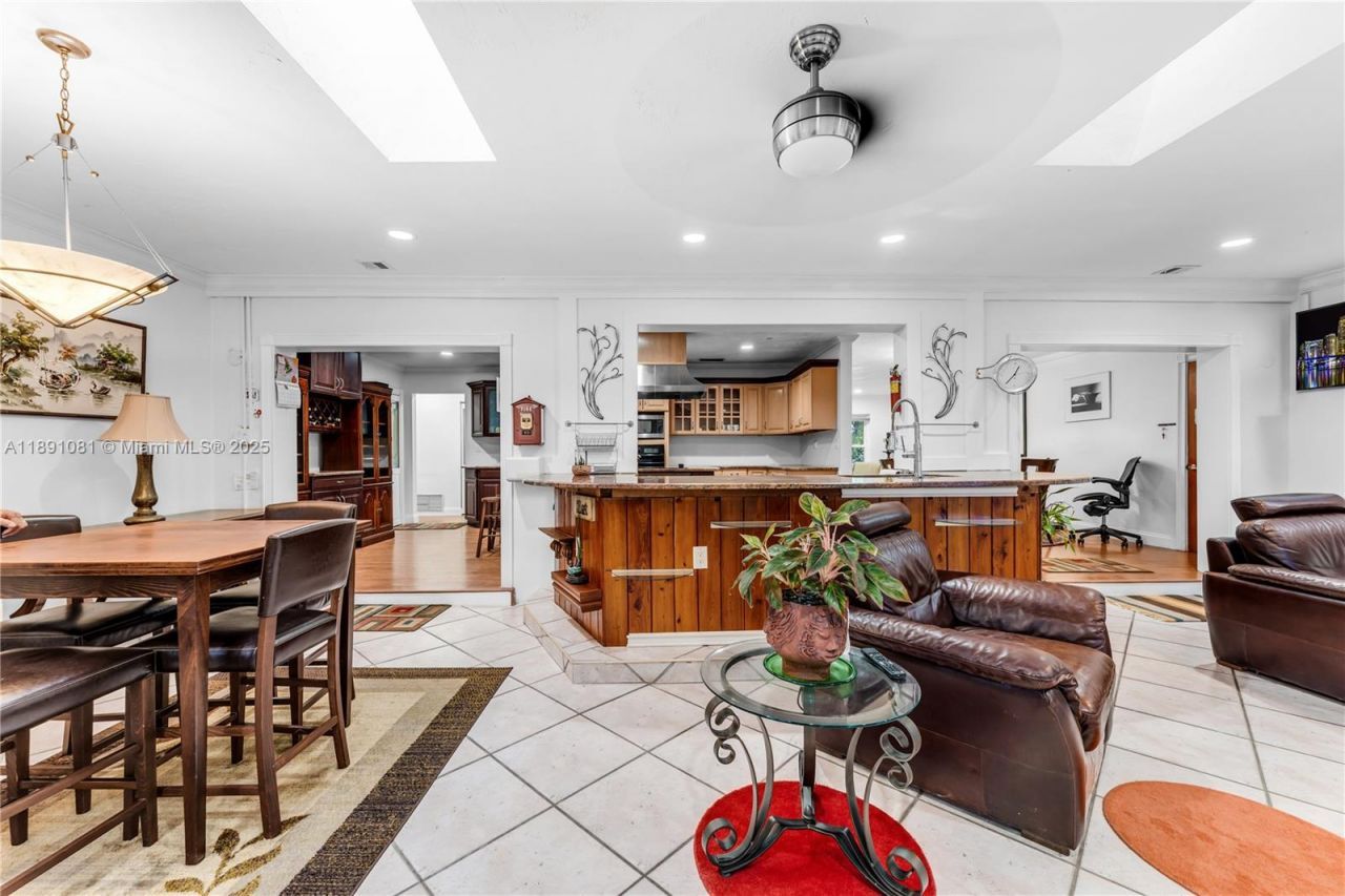 9081 SW 140th St, Miami, FL 33176 Photo