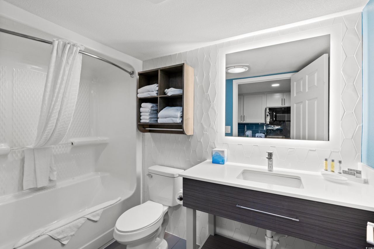 2004 N Ocean Blvd. Photo 21