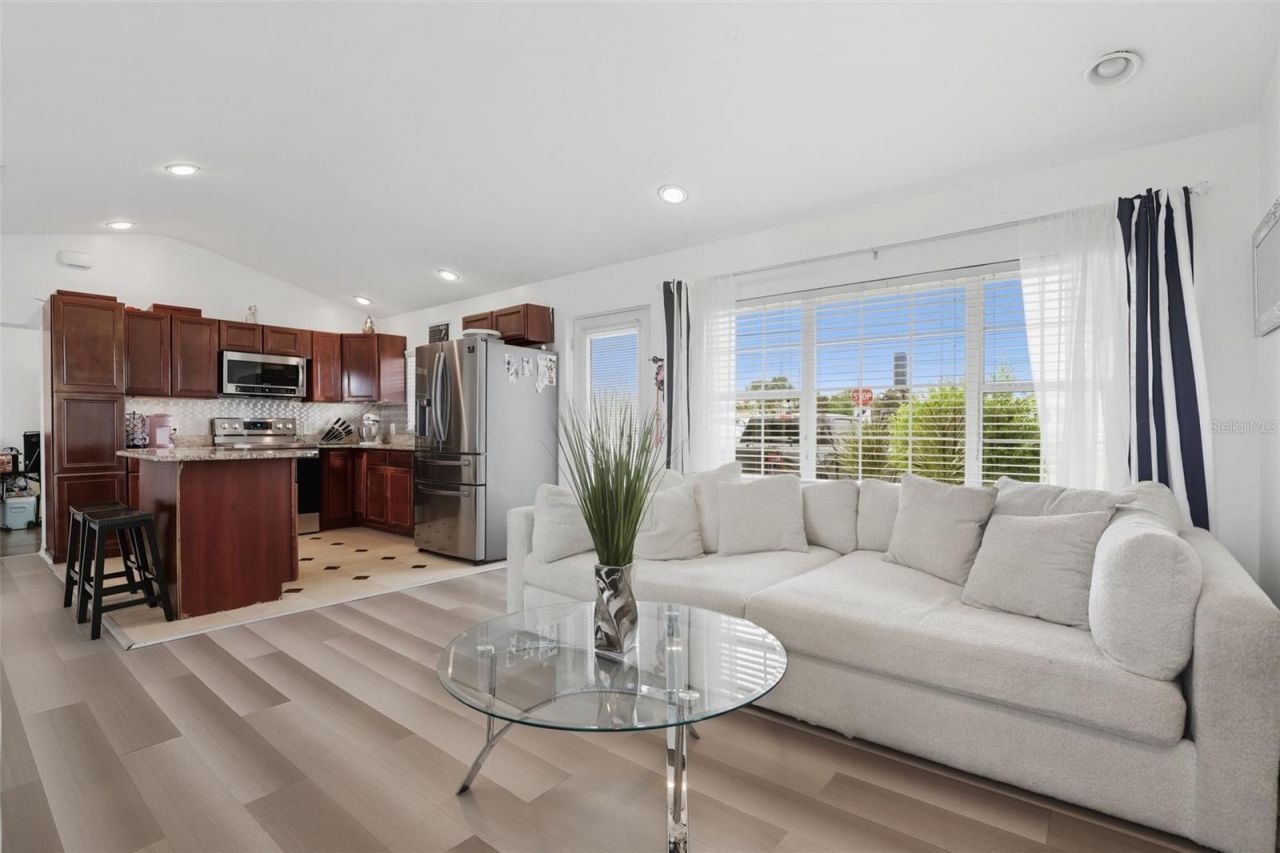 8027 S Orange Avenue, Orlando, FL 32809 Photo