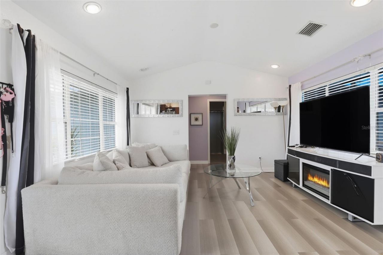 8027 S Orange Avenue, Orlando, FL 32809 Photo