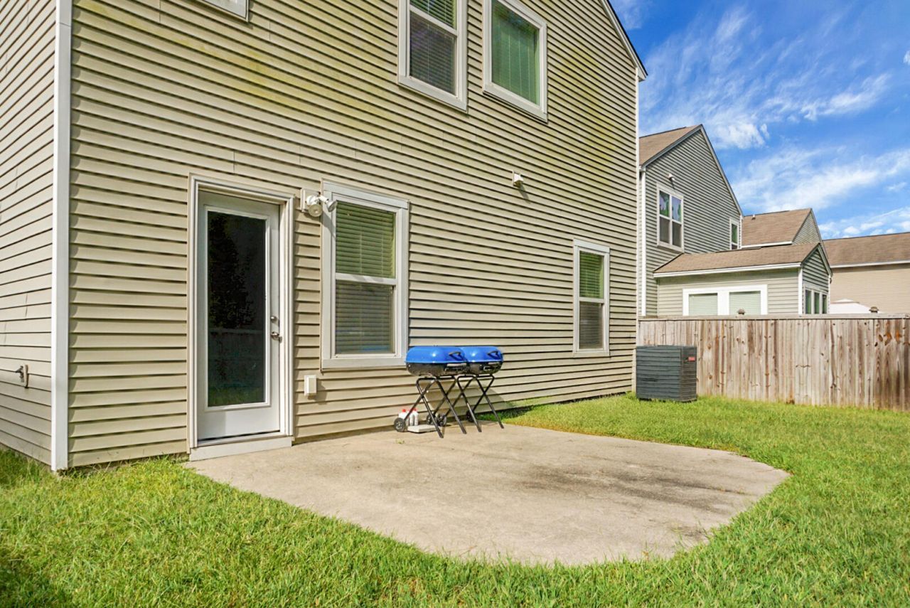 9754 Seed Street Photo 32