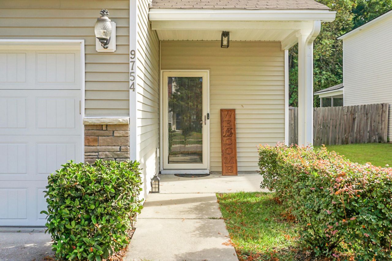 9754 Seed Street Photo 4