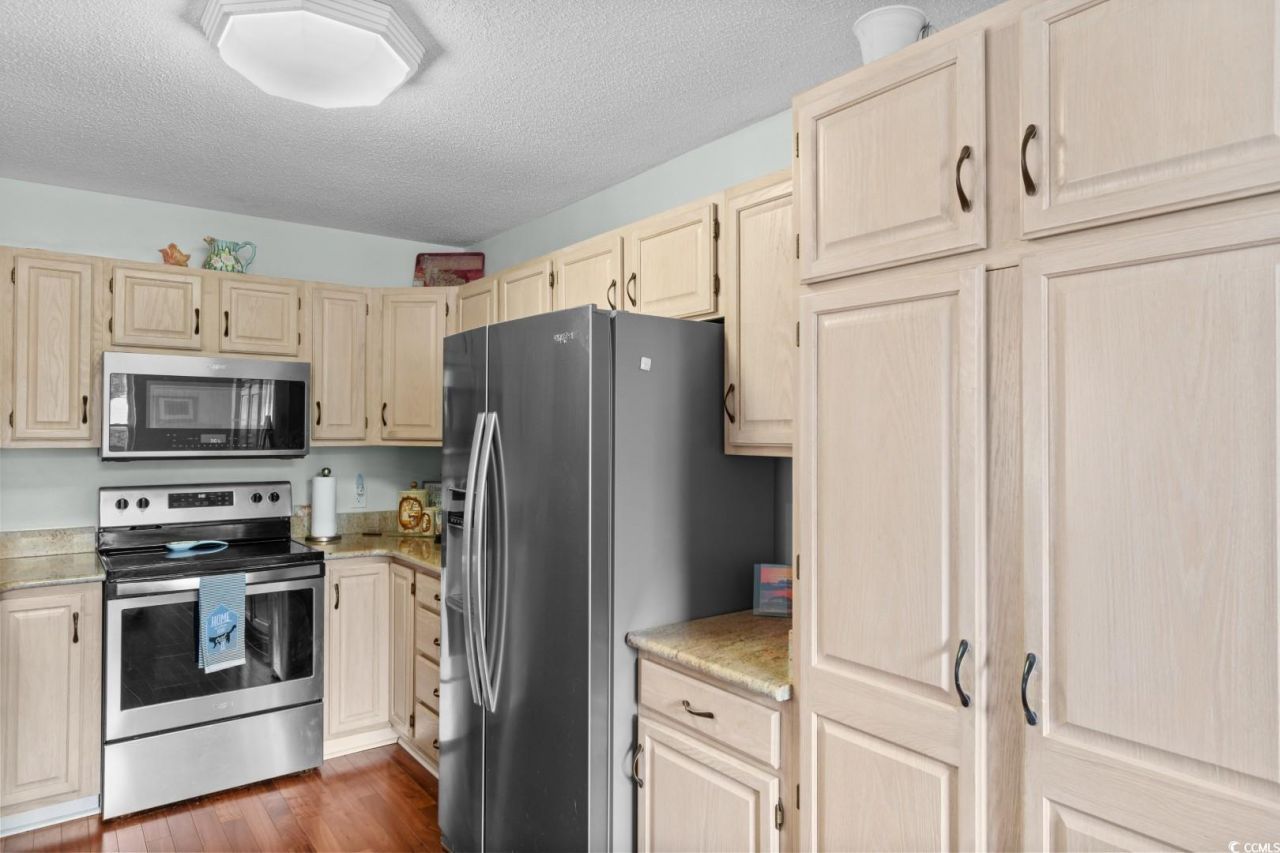 607 Rosemary Ln. Photo 6