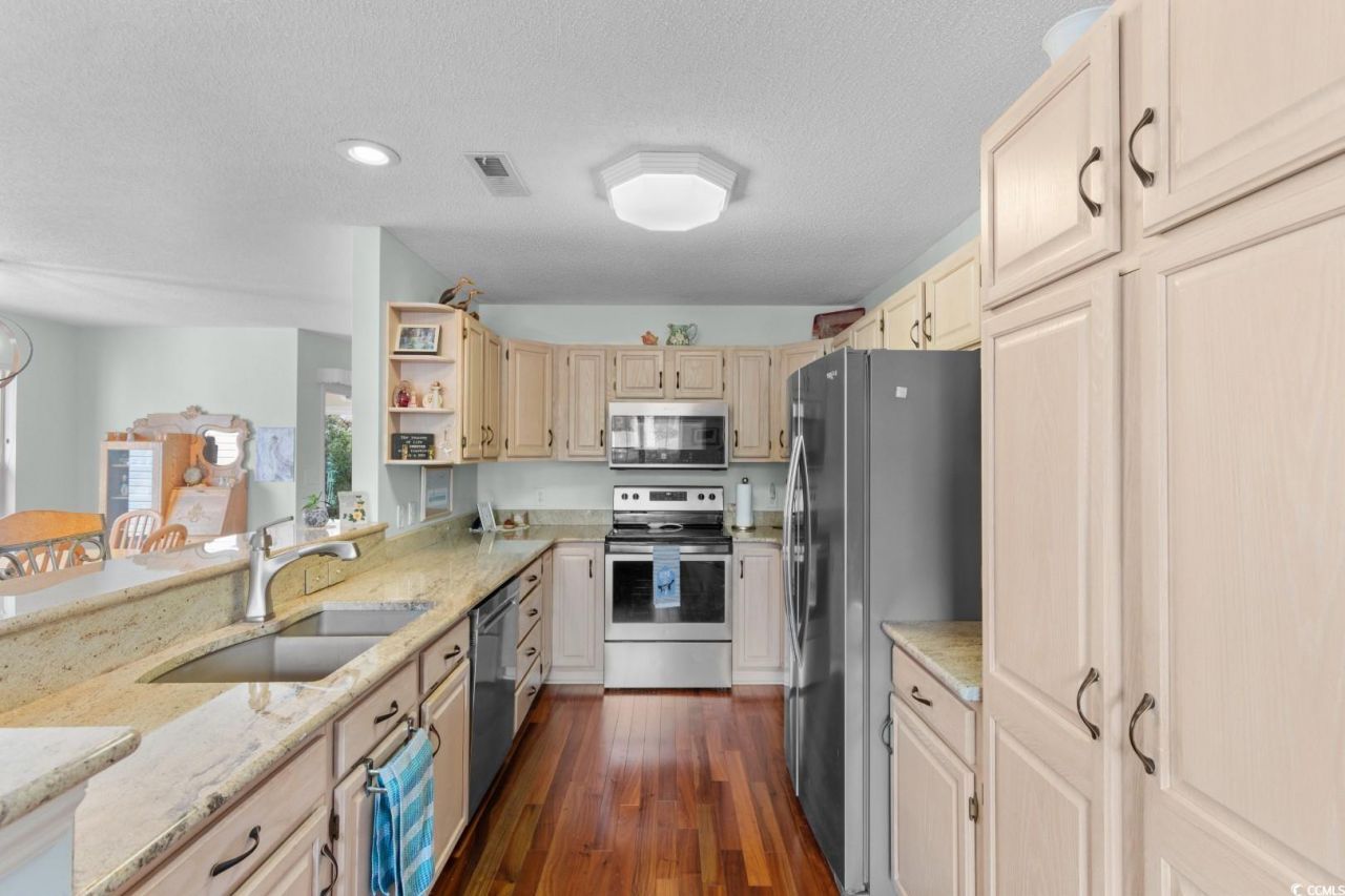 607 Rosemary Ln. Photo 7