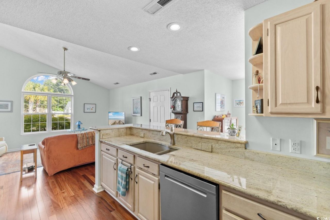 607 Rosemary Ln. Photo 9