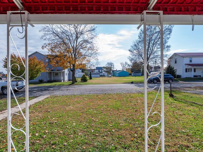 411 1st Avenue, Waverly, OH 45690 Photo 6