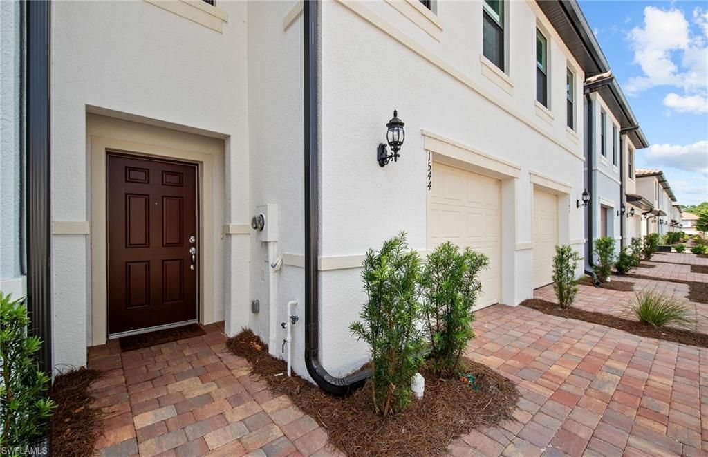 1632 Lake Jessup Cir, Cape Coral, FL 33909 Photo