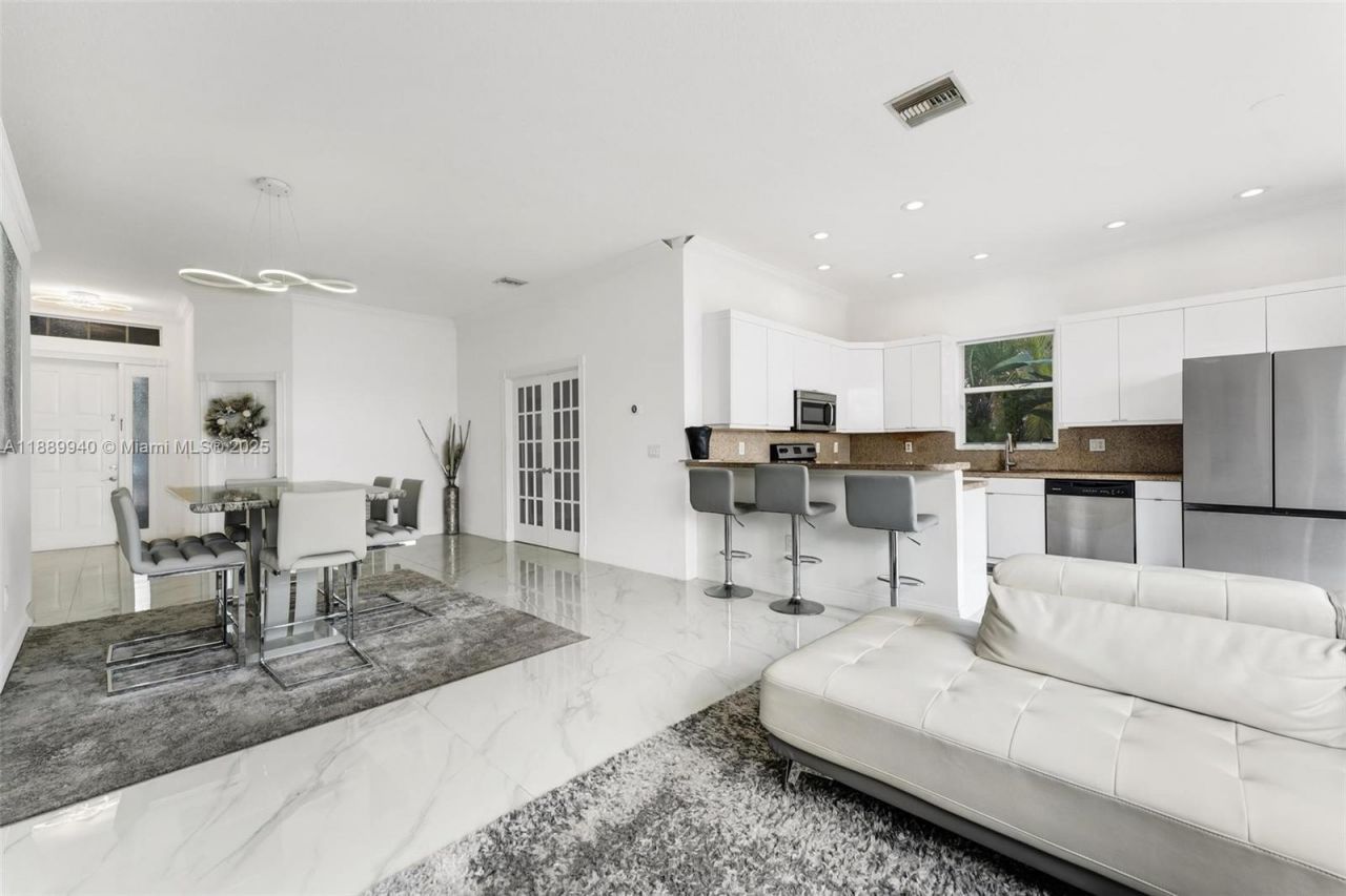 17018 SW 52nd Ct, Miramar, FL 33027 Photo