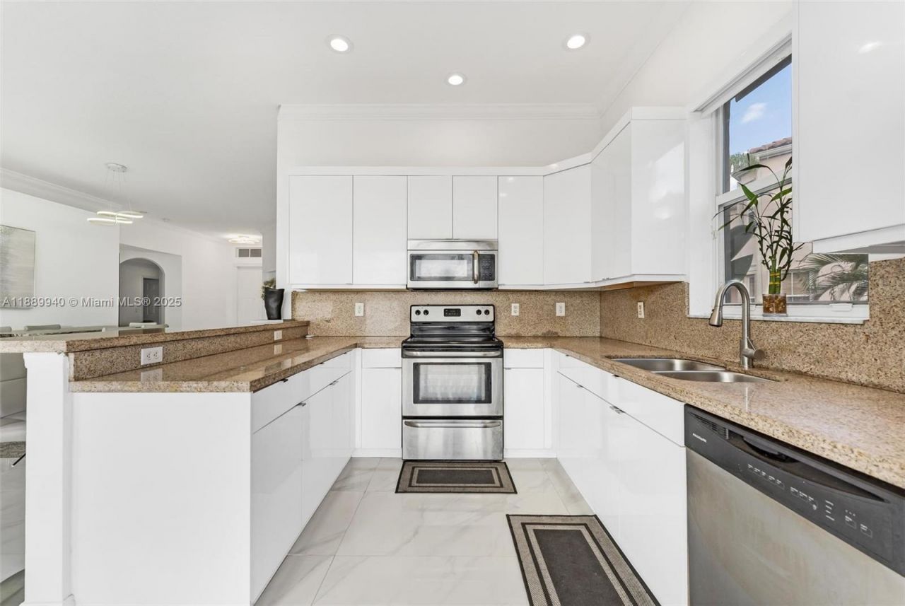 17018 SW 52nd Ct, Miramar, FL 33027 Photo