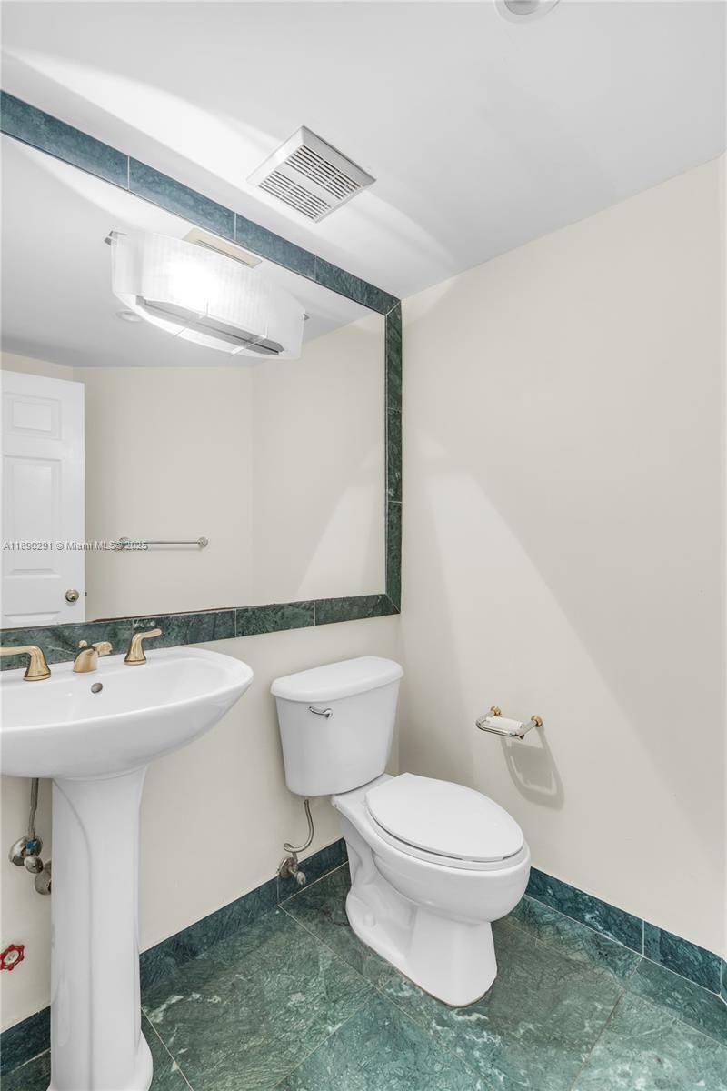 10350 W Bay Harbor Dr, Unit 10AB, Bay Harbor Islands, FL 33154 Photo