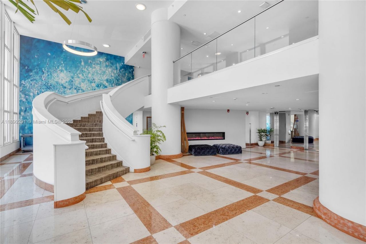 10350 W Bay Harbor Dr, Unit 10AB, Bay Harbor Islands, FL 33154 Photo