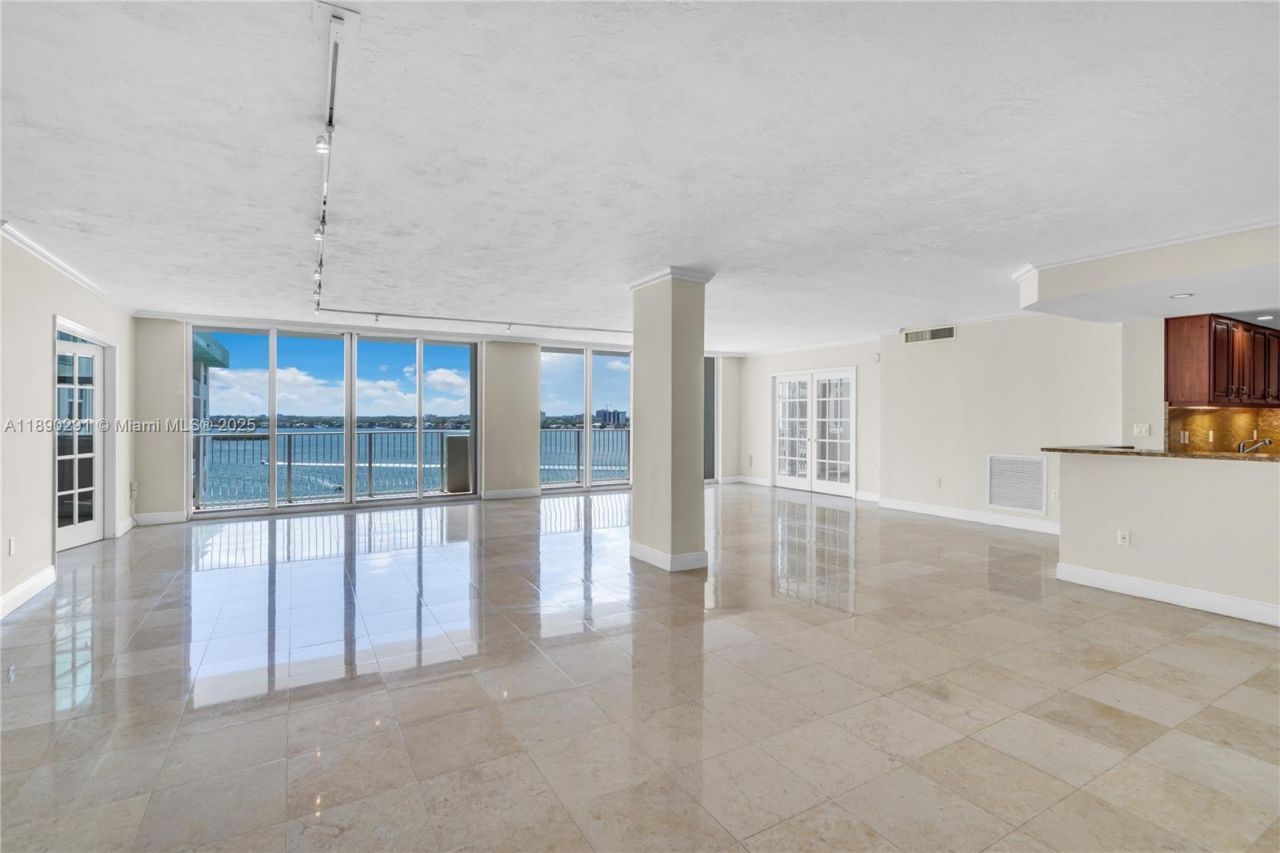 10350 W Bay Harbor Dr, Unit 10AB, Bay Harbor Islands, FL 33154 Photo